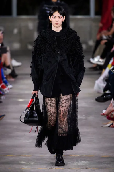 Look 24